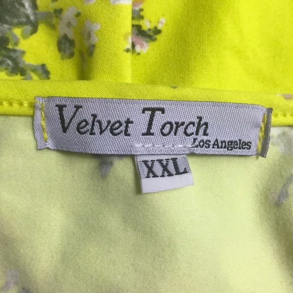 NWT Yellow Floral Snap Button Midi Dress - Picture 6 of 7